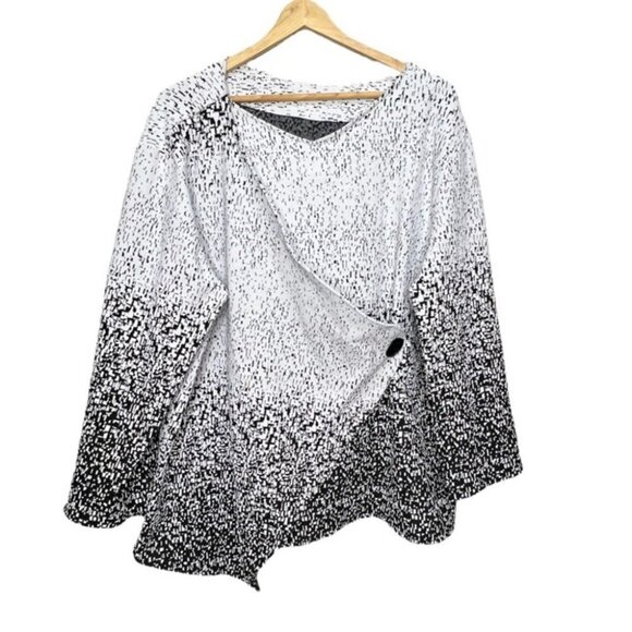 Unbranded Black  & White Wrap Jacket - Picture 1 of 10